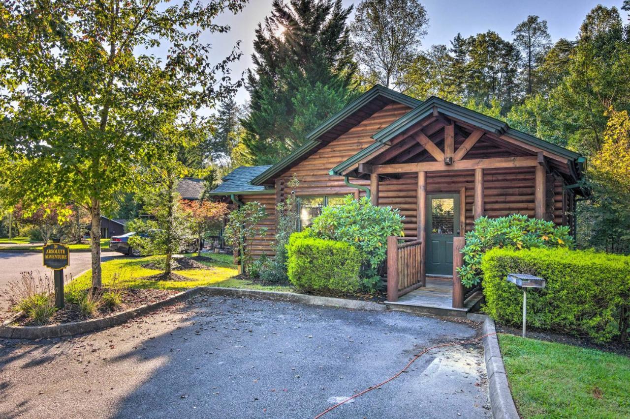 Dog Friendly, Romantic Mtn Getaway Hot Tub Pool Гатлінбург Екстер'єр фото