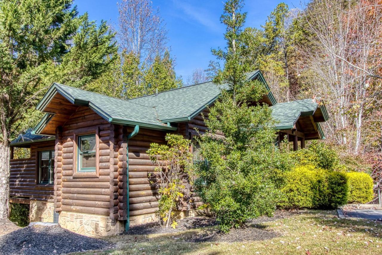Dog Friendly, Romantic Mtn Getaway Hot Tub Pool Гатлінбург Екстер'єр фото