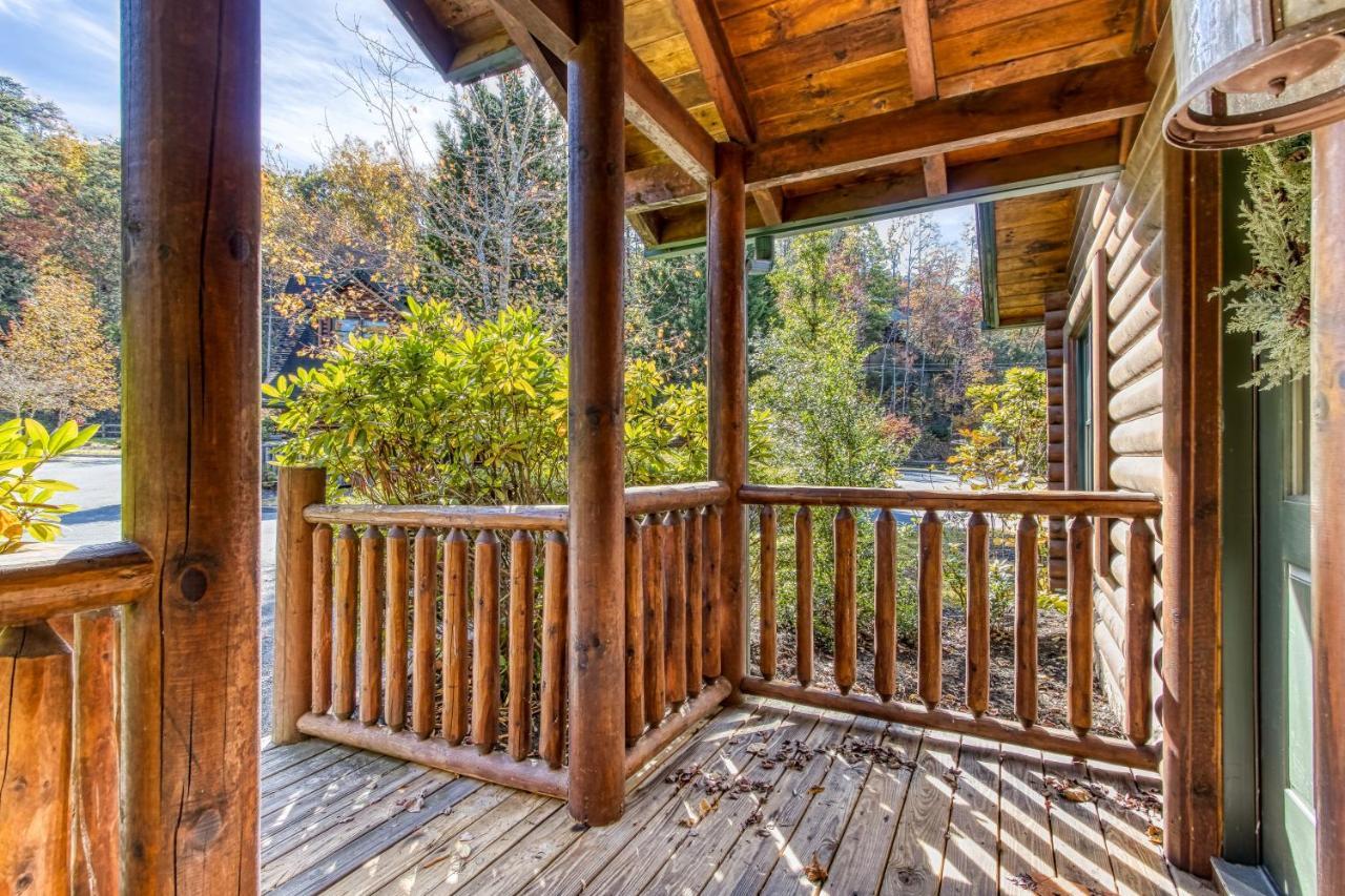 Dog Friendly, Romantic Mtn Getaway Hot Tub Pool Гатлінбург Екстер'єр фото